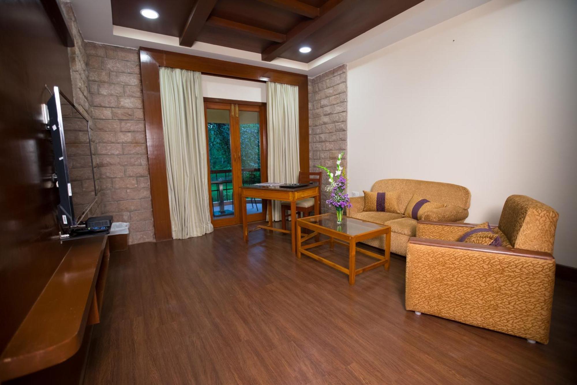 Hotel Kodai International Kodaikanal Room photo